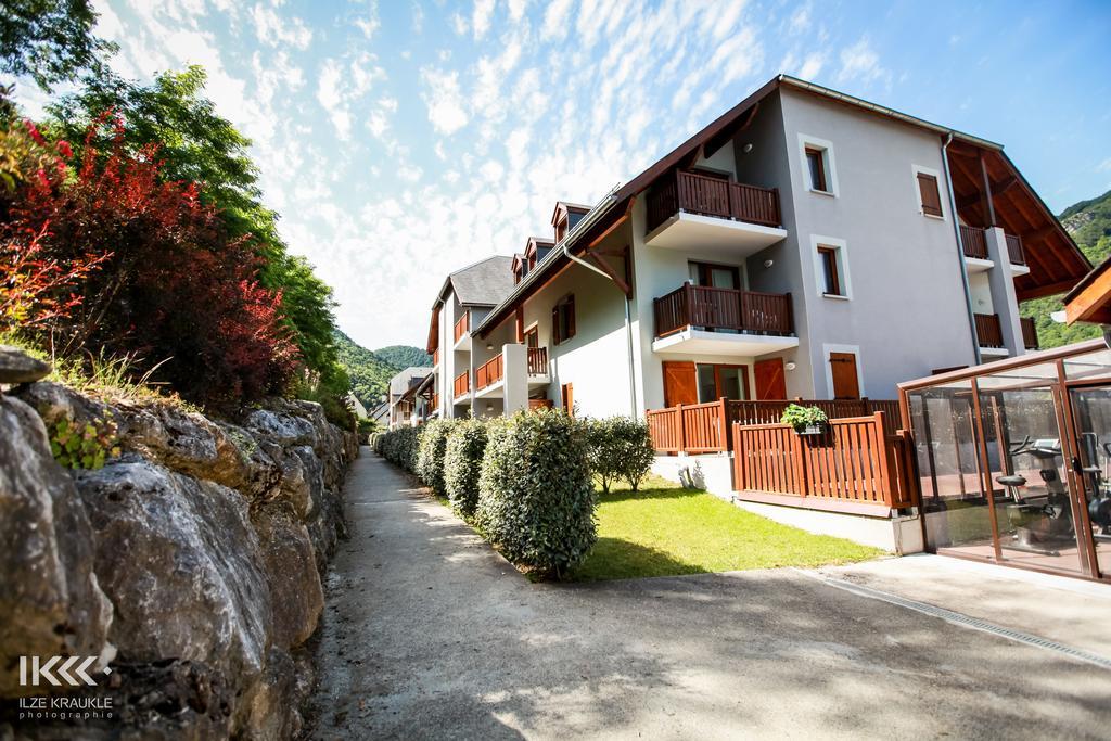 Residence Balcons De La Neste 아로 외부 사진