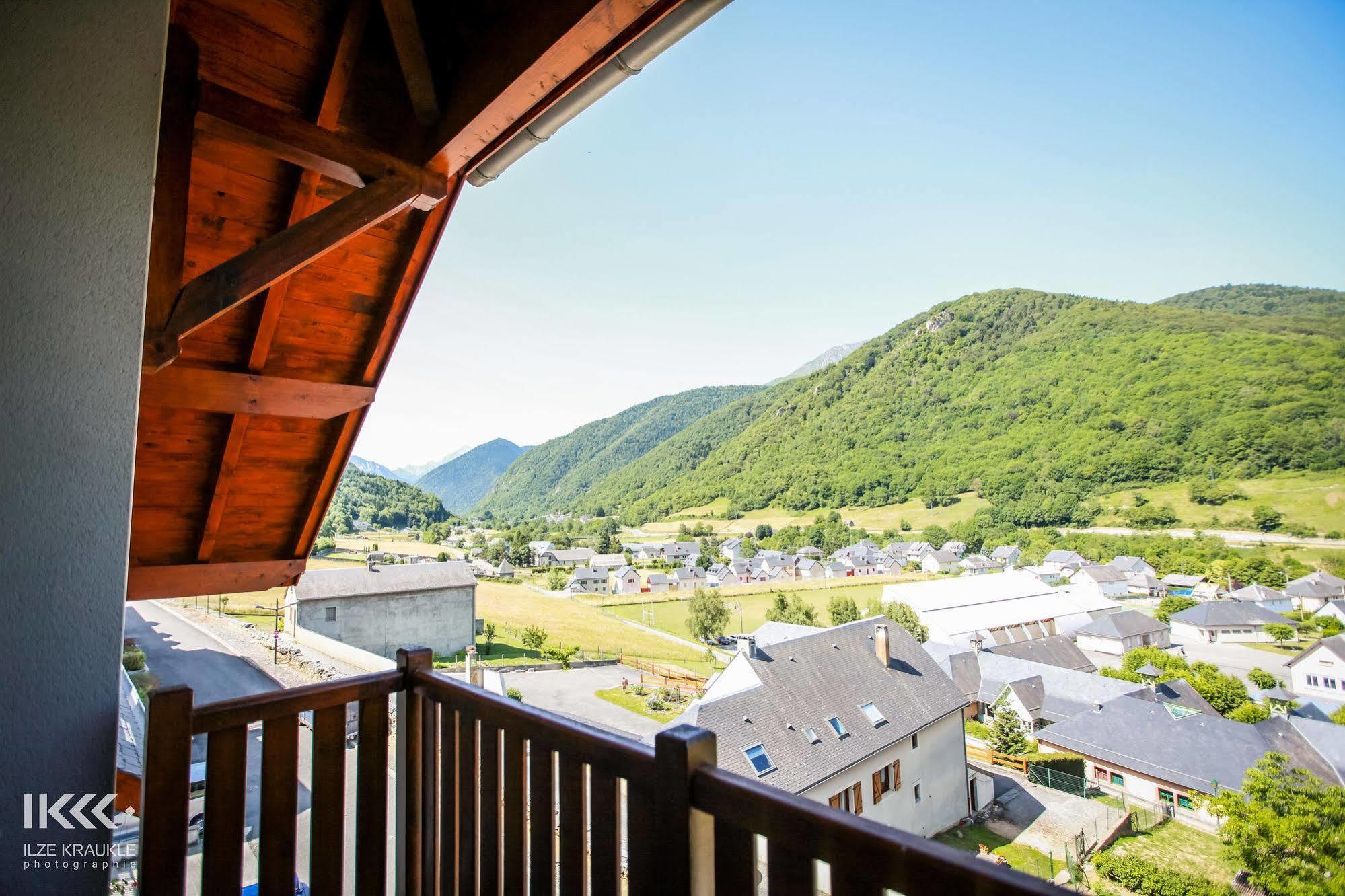 Residence Balcons De La Neste 아로 외부 사진